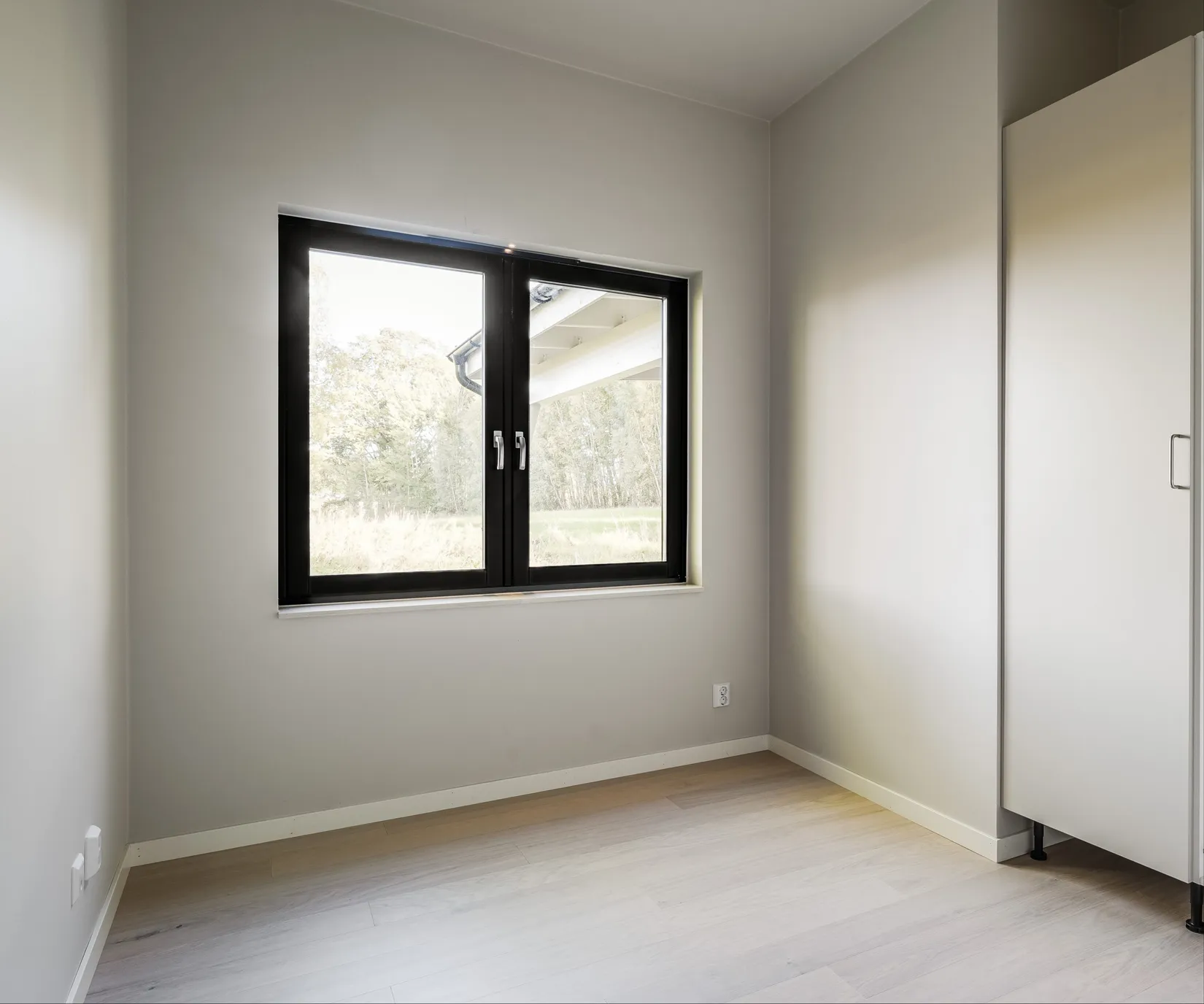 Villa, Framnäsudden 2, Ekeby-Almby, Örebro