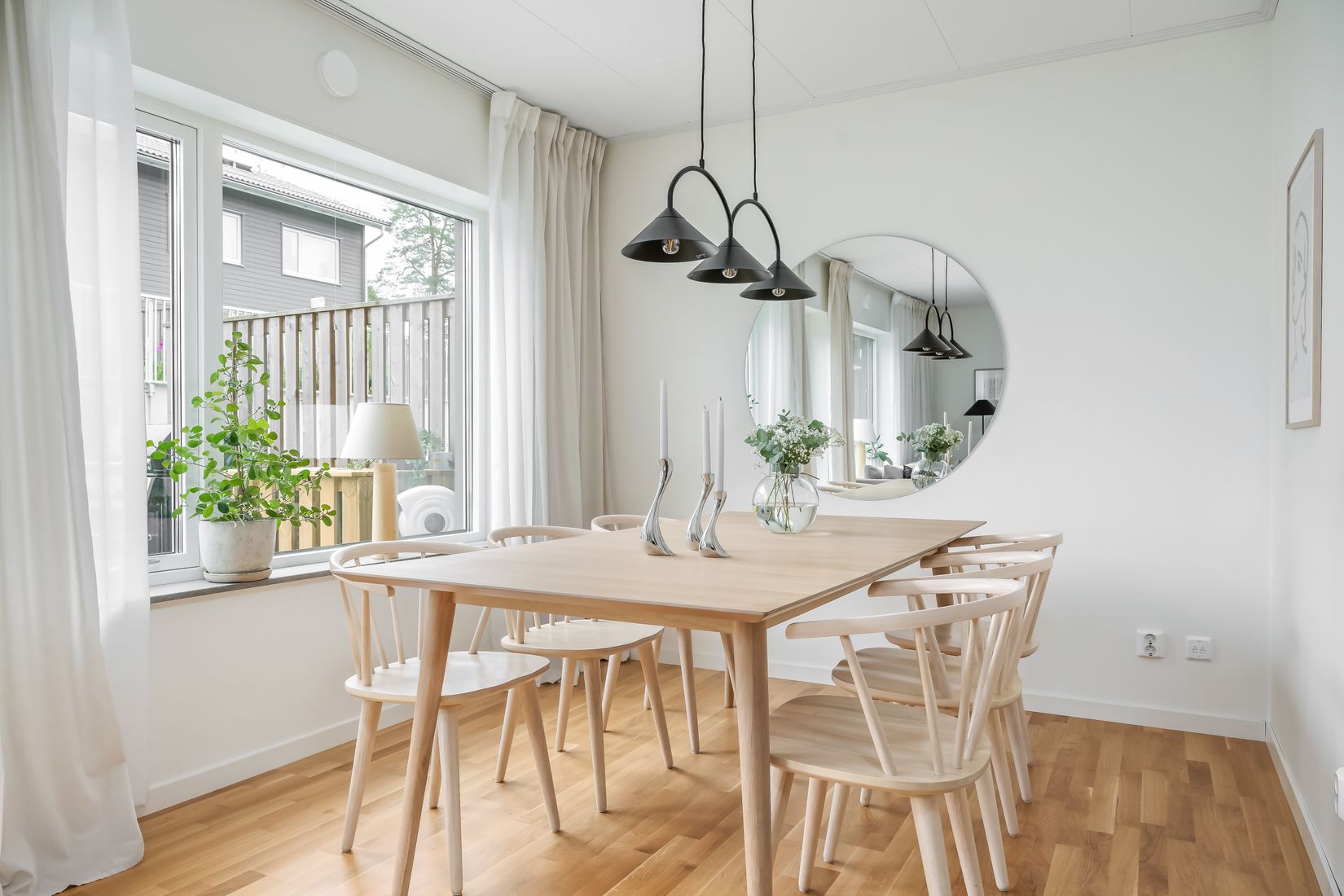 Radhus, Stensötavägen 50B, Svärtinge - Skogsbacke, Norrköping