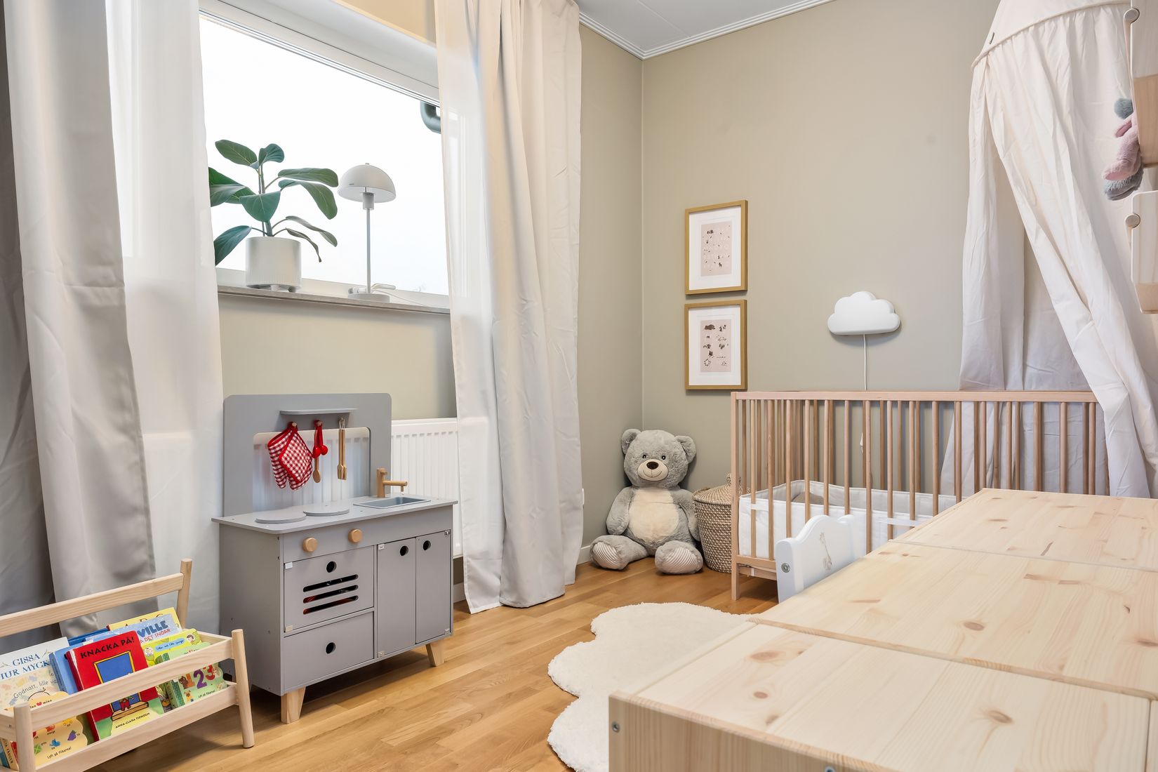 Radhus, Stensötavägen 50B, Svärtinge - Skogsbacke, Norrköping