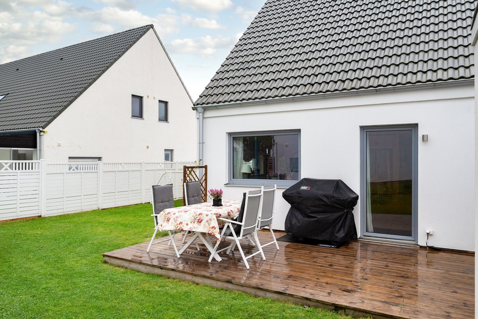 Radhus, Askegatan 1B, Nyvång, Åstorp