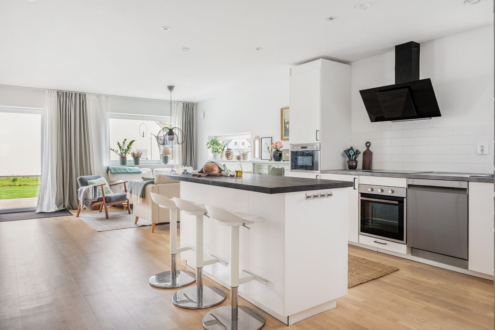 Radhus, Askegatan 1B, Nyvång, Åstorp