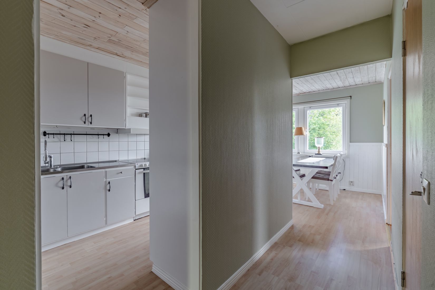 Radhus, Leonardsbergsgatan 18, Grums