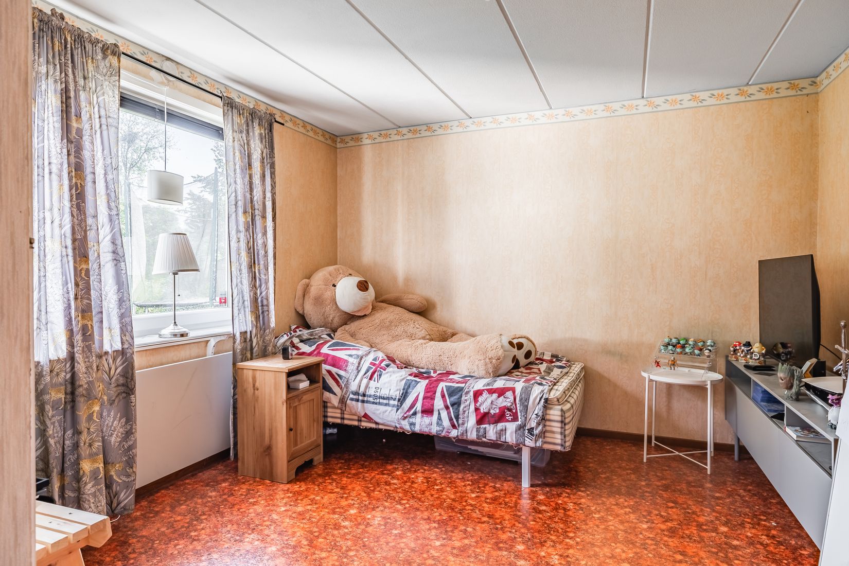 Radhus, Leonardsbergsgatan 18, Grums