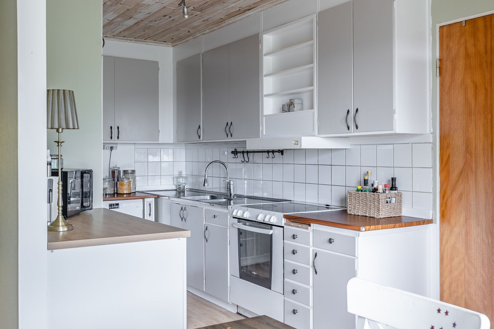 Radhus, Leonardsbergsgatan 18, Grums