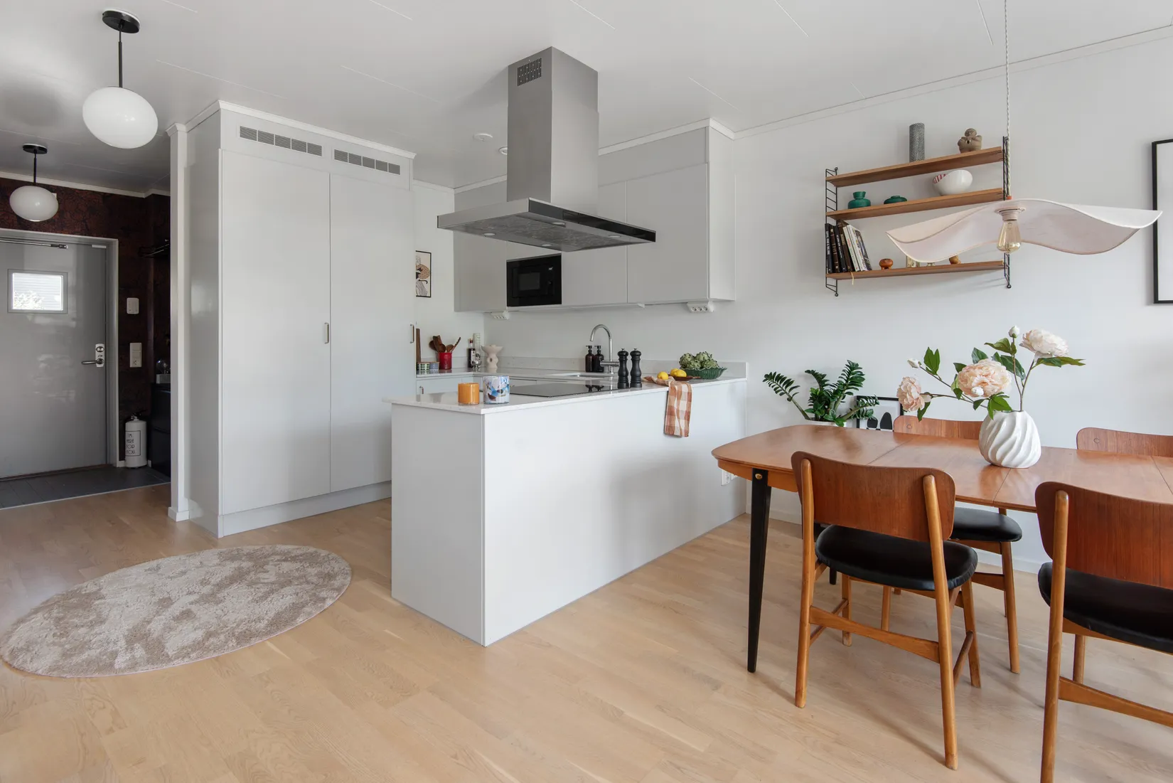 Radhus, Plåtslagarvägen 4, Mörtnäs, Värmdö