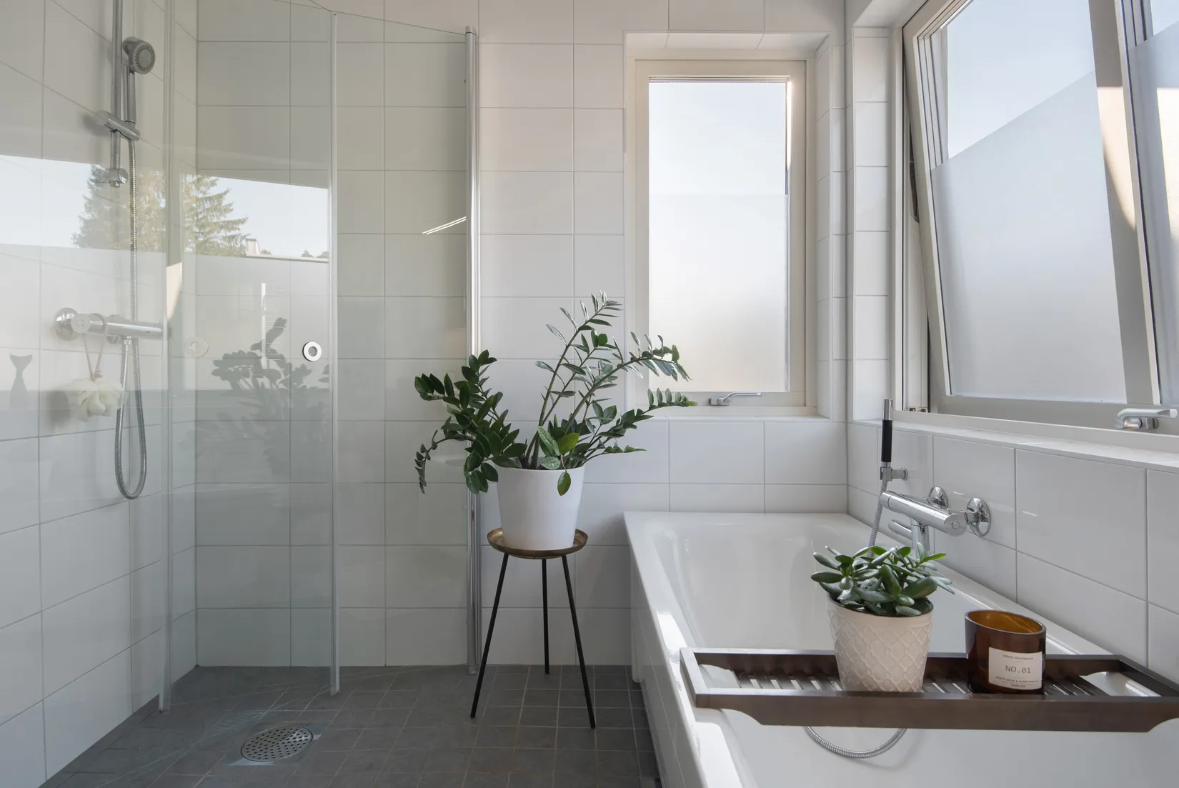 Radhus, Plåtslagarvägen 4, Mörtnäs, Värmdö