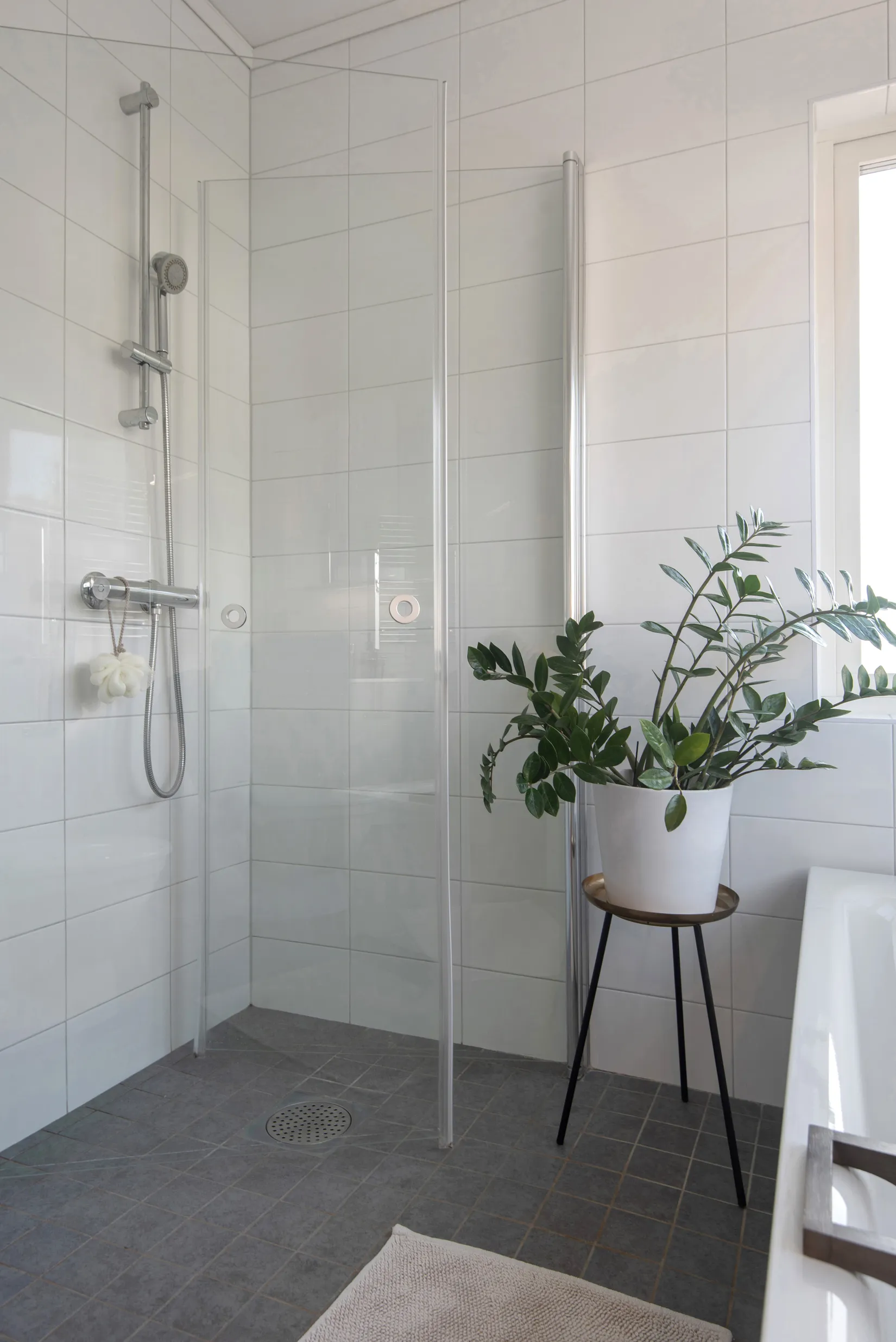 Radhus, Plåtslagarvägen 4, Mörtnäs, Värmdö