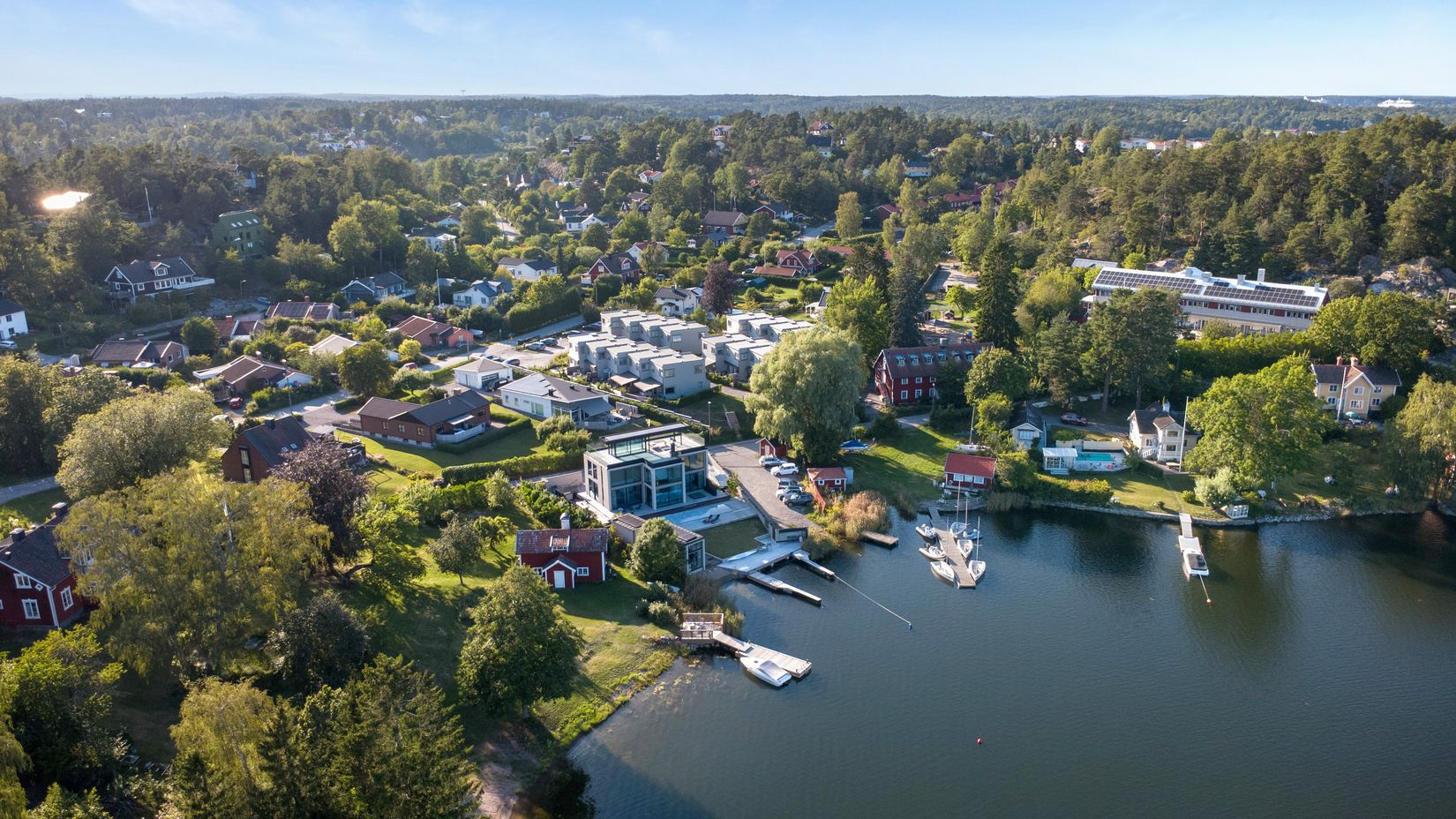 Bostadsrätt, Radhus, Plåtslagarvägen 4, Mörtnäs, Värmdö