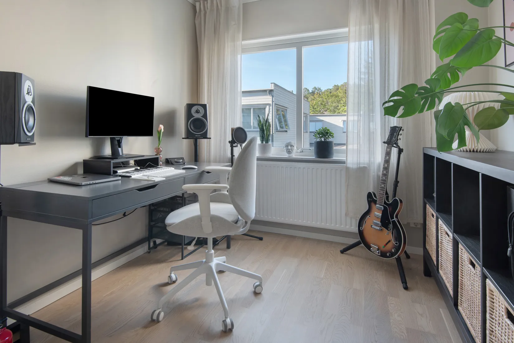 Radhus, Plåtslagarvägen 4, Mörtnäs, Värmdö