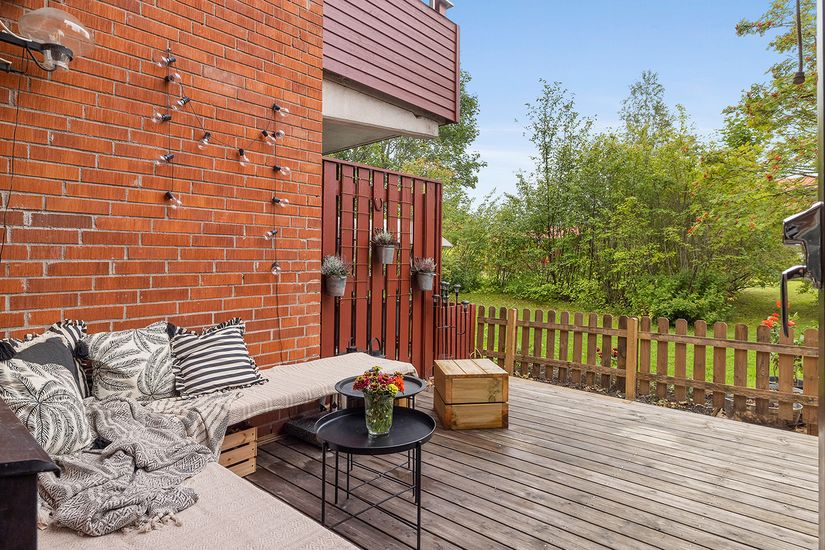 Radhus, Vangsbyvägen 86, Vänge, Uppsala