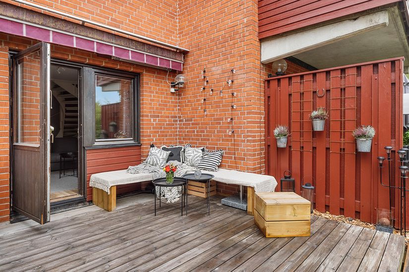 Radhus, Vangsbyvägen 86, Vänge, Uppsala