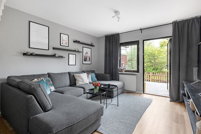 Radhus, Vangsbyvägen 86, Vänge, Uppsala