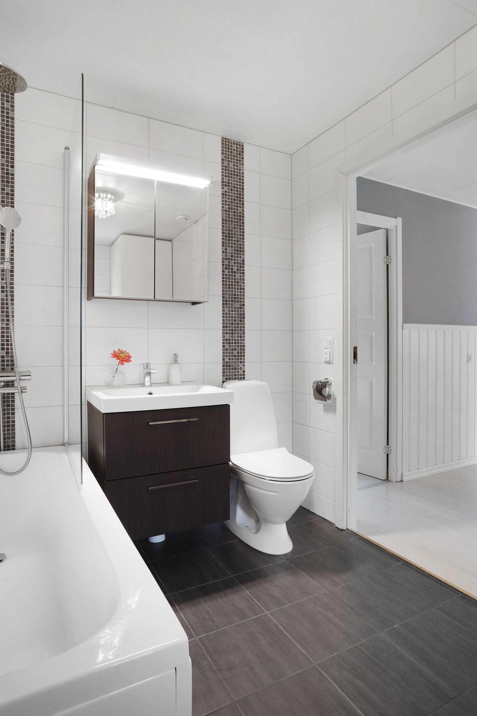 Bostadsrätt, Radhus, Midnattsvägen 17, Kurveröd, Uddevalla