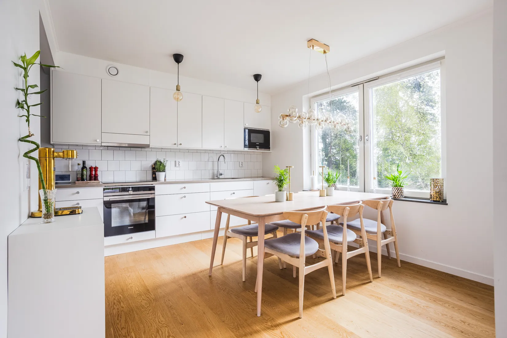 Bostadsrätt, Radhus, Rådans gårdsväg 60, Silverdal, Sollentuna