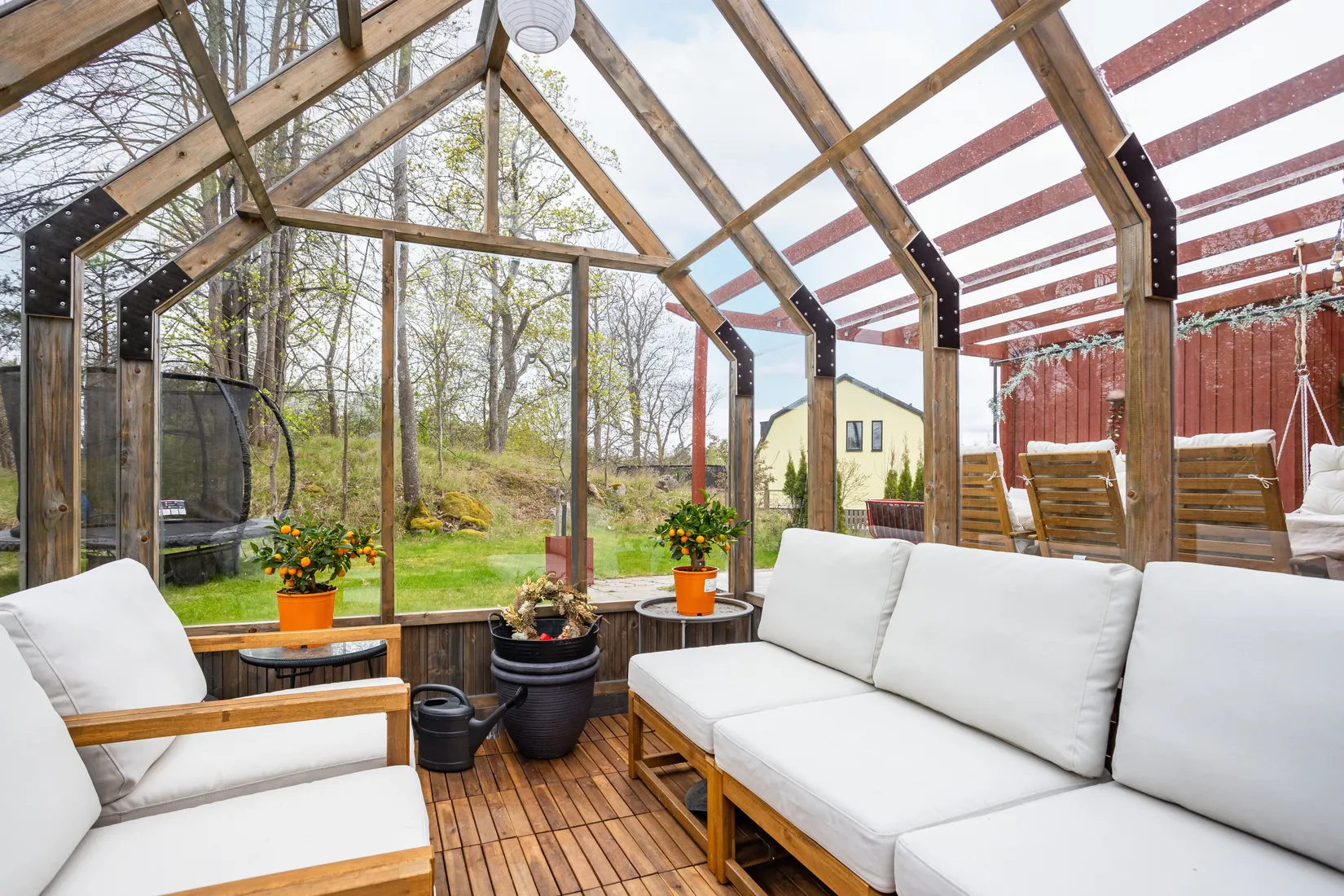 Bostadsrätt, Radhus, Rådans gårdsväg 60, Silverdal, Sollentuna