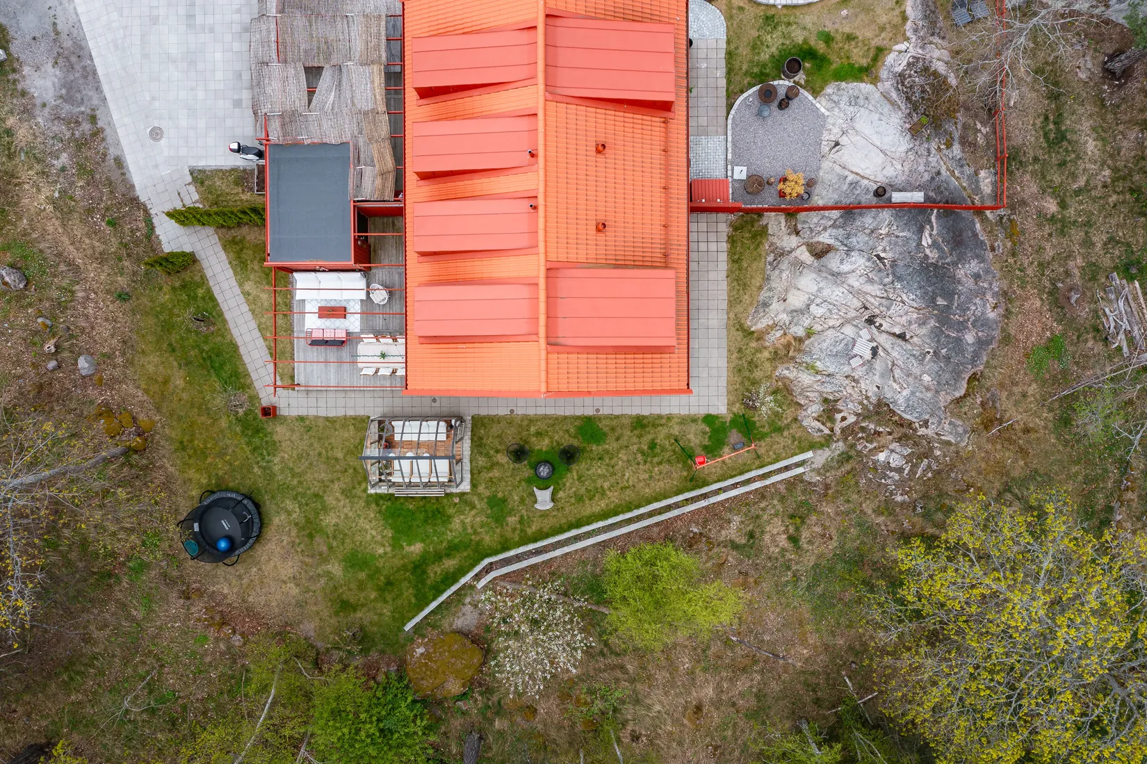 Bostadsrätt, Radhus, Rådans gårdsväg 60, Silverdal, Sollentuna