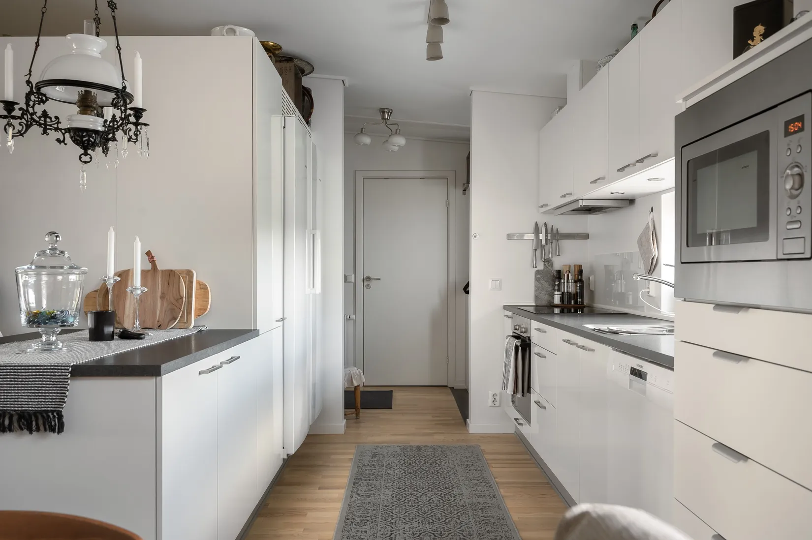 Villa, Radhus, Ängskällevägen 9, Kil