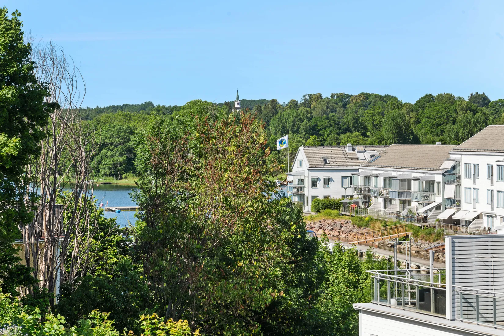 Villa, Kanalvägen 4, Centrala Älmsta, Norrtälje