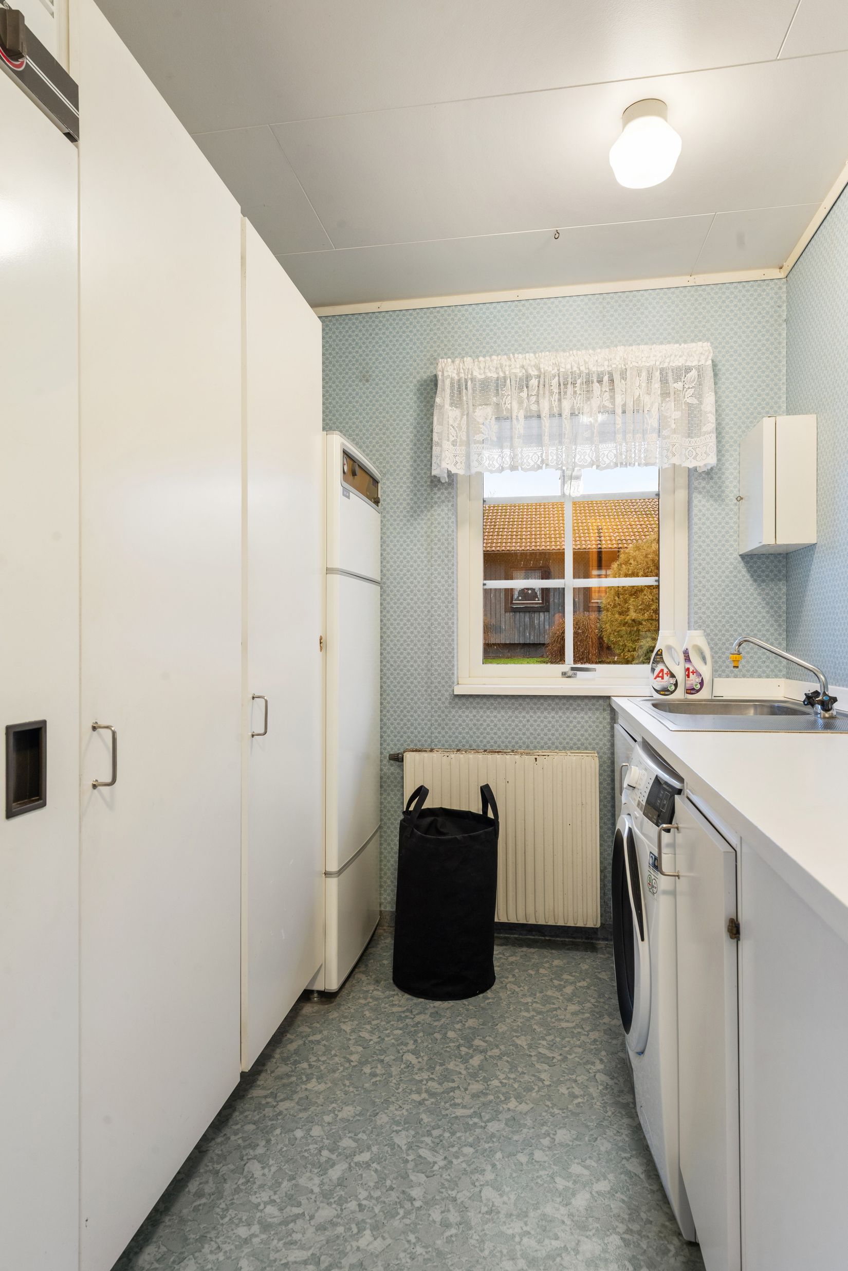 Villa, Kanalvägen 4, Centrala Älmsta, Norrtälje