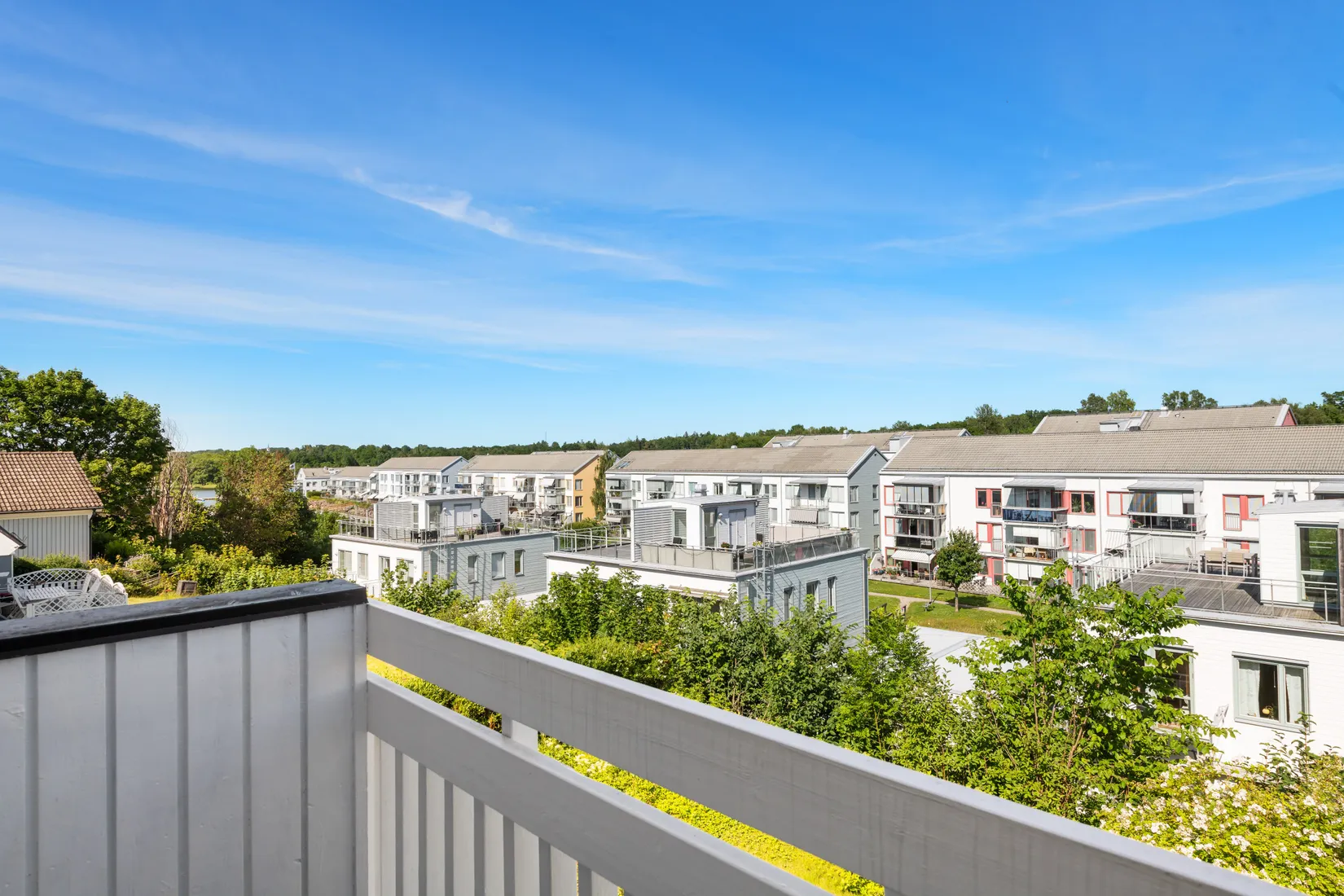 Villa, Kanalvägen 4, Centrala Älmsta, Norrtälje