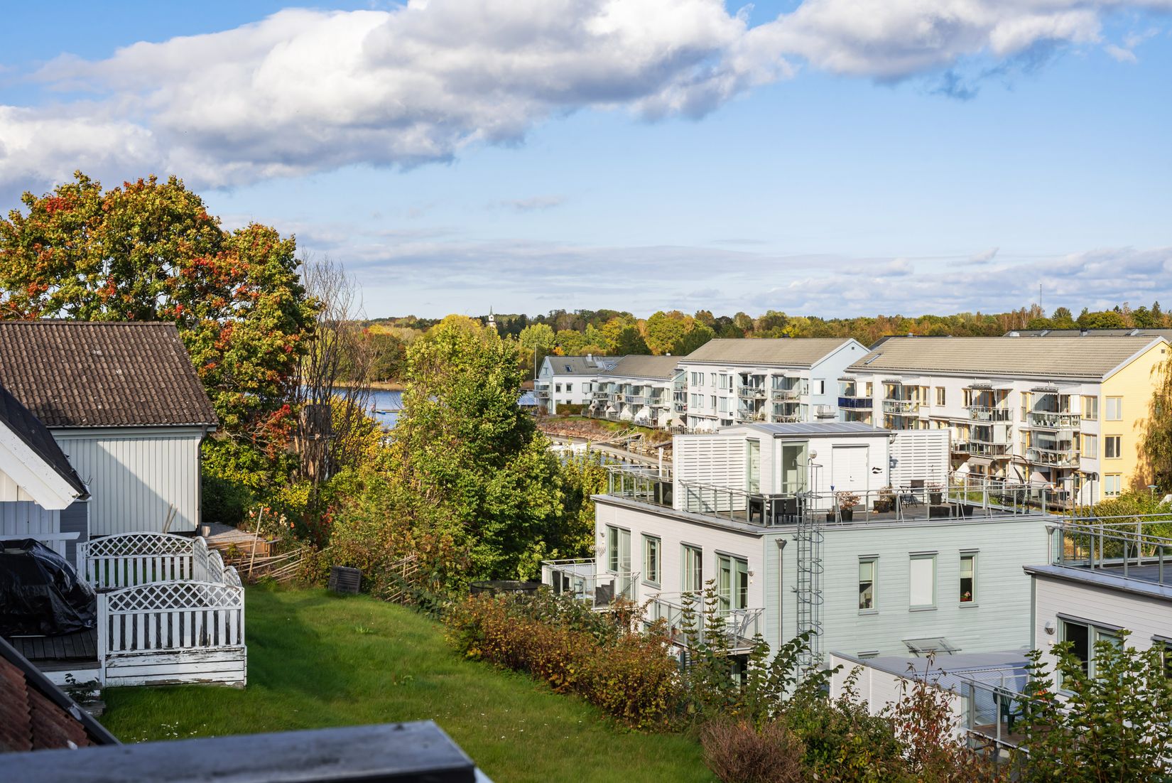 Villa, Kanalvägen 4, Centrala Älmsta, Norrtälje