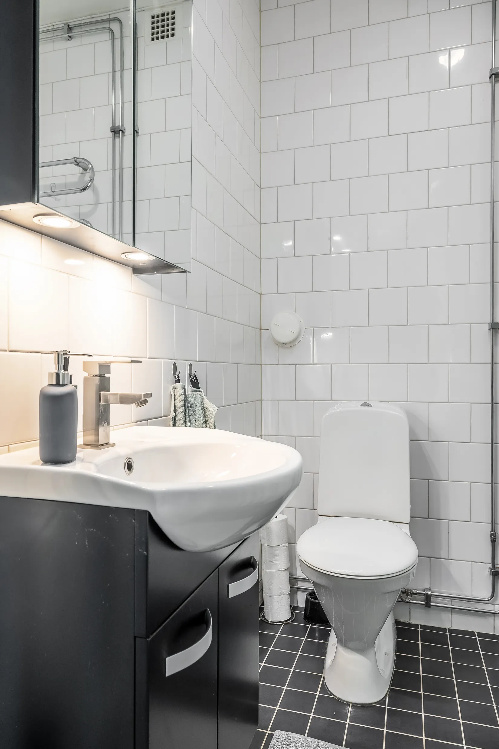 Bostadsrätt, Nanolfsvägen 16C, Centralt, Finspång