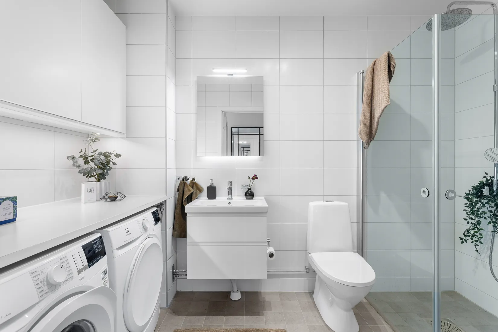 Äganderätt, Fabriksvägen 8, Bolinder Strand, Järfälla