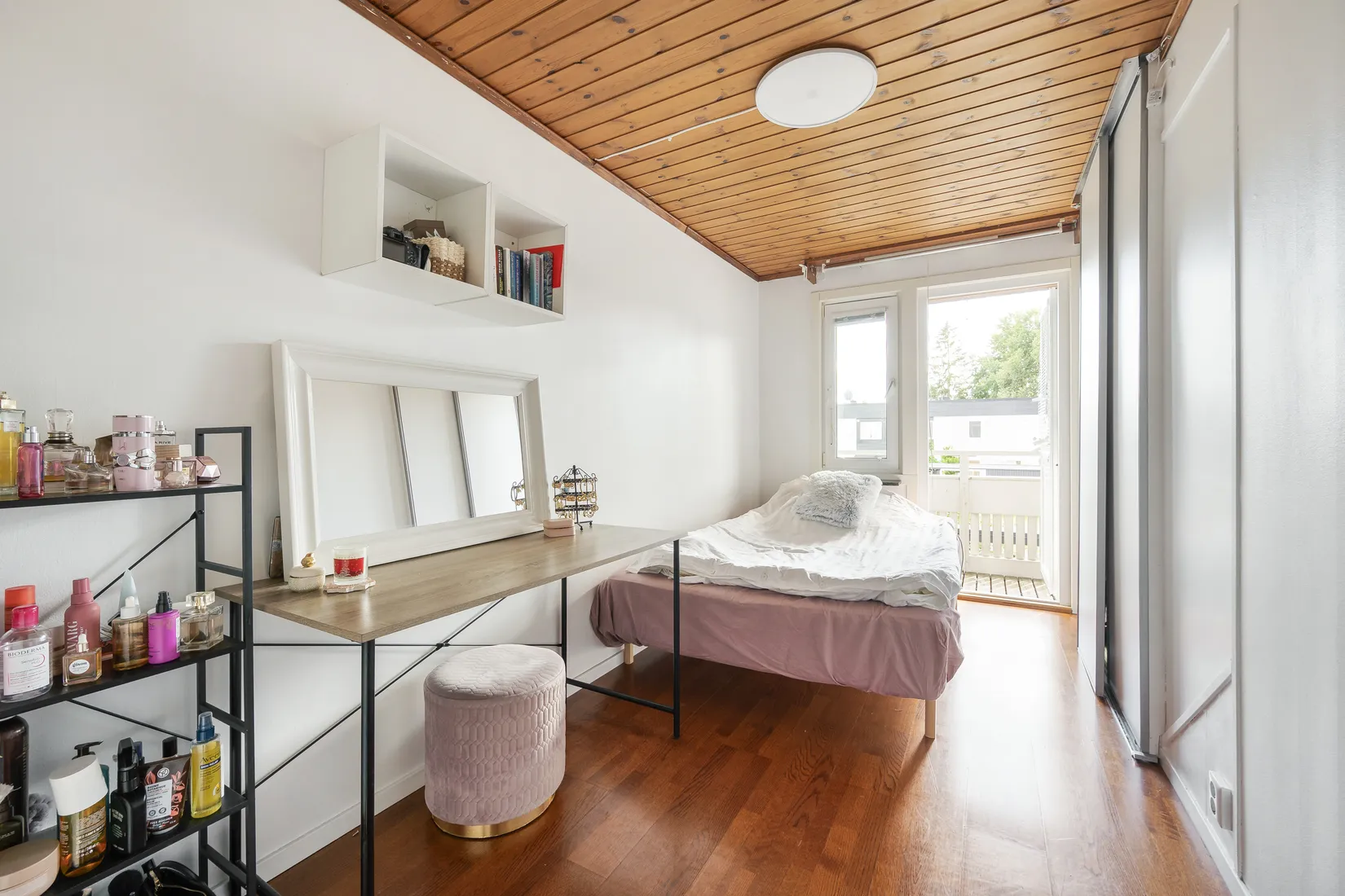 Radhus, Kaveldunsgränd 4, Hässelby, Stockholm