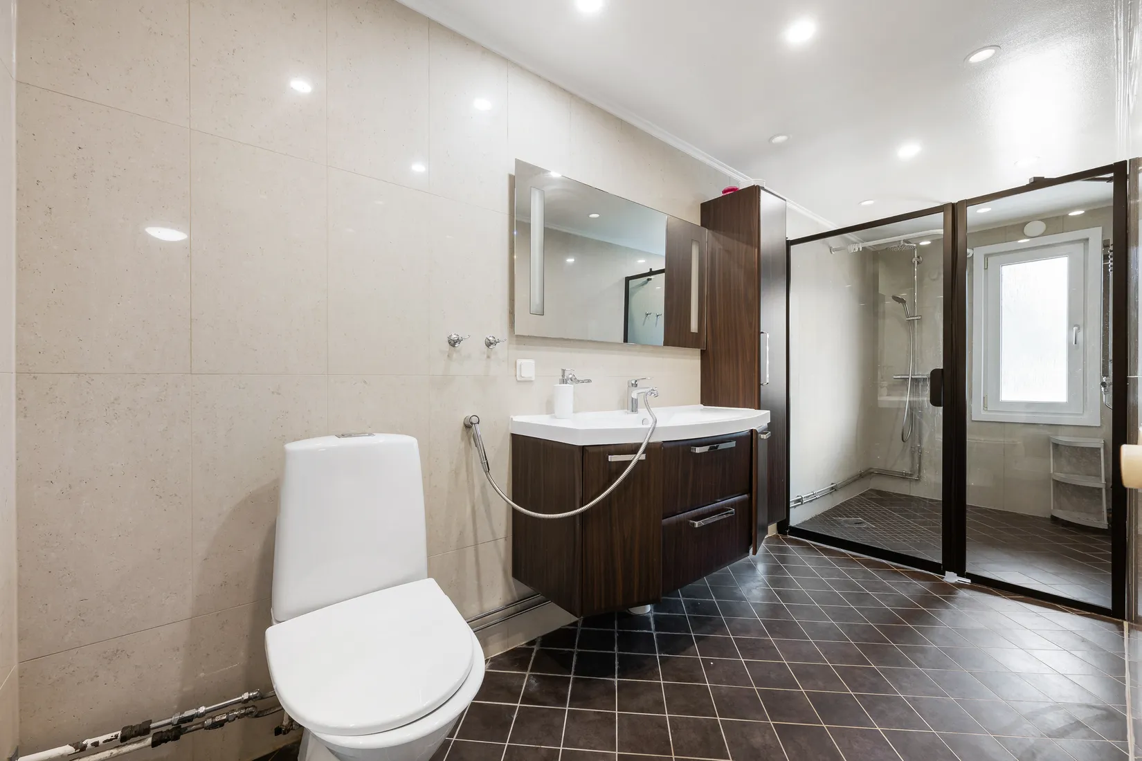 Radhus, Kaveldunsgränd 4, Hässelby, Stockholm