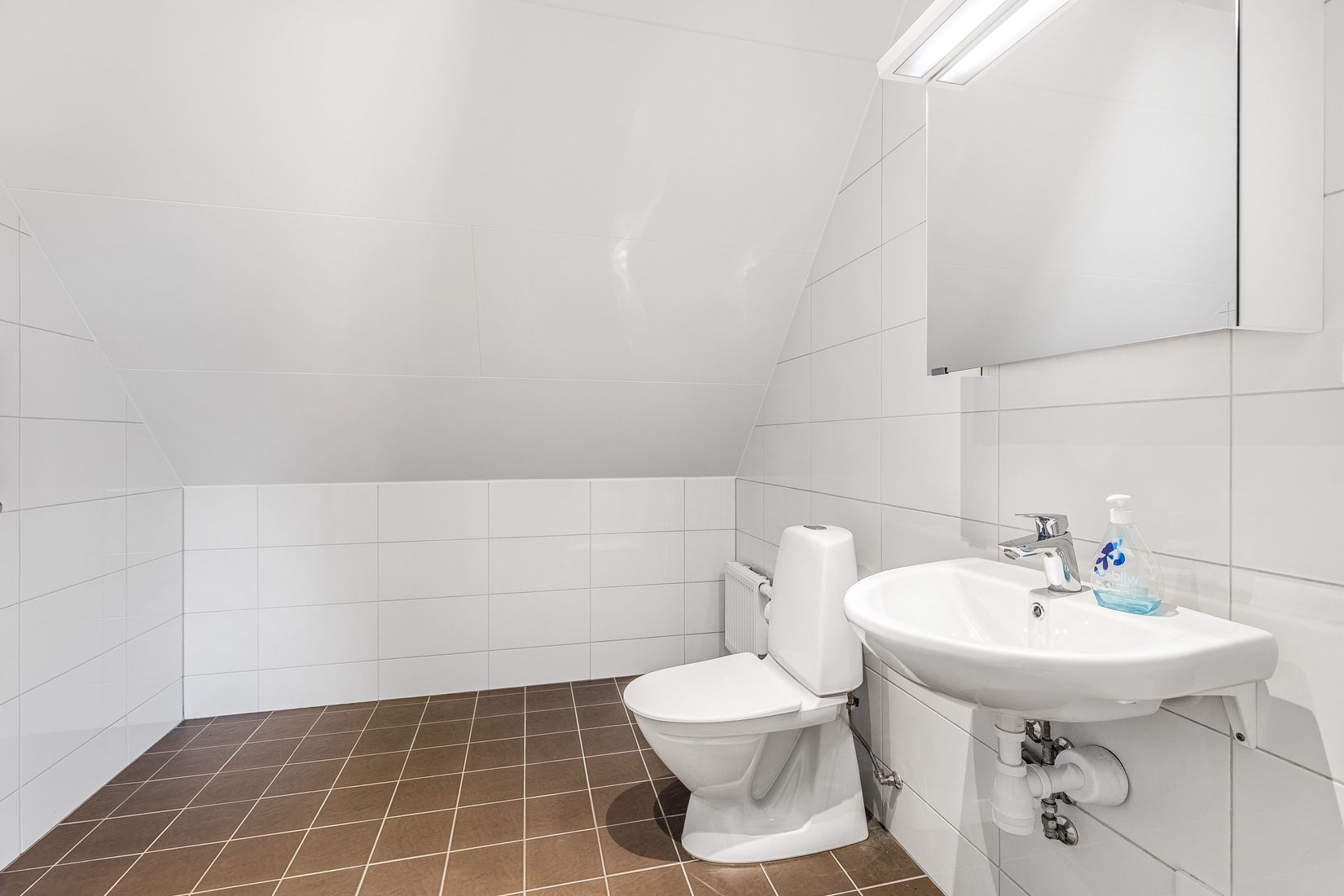 Villa, Ormbunksvägen 37, Enhammarshöjden, Strängnäs