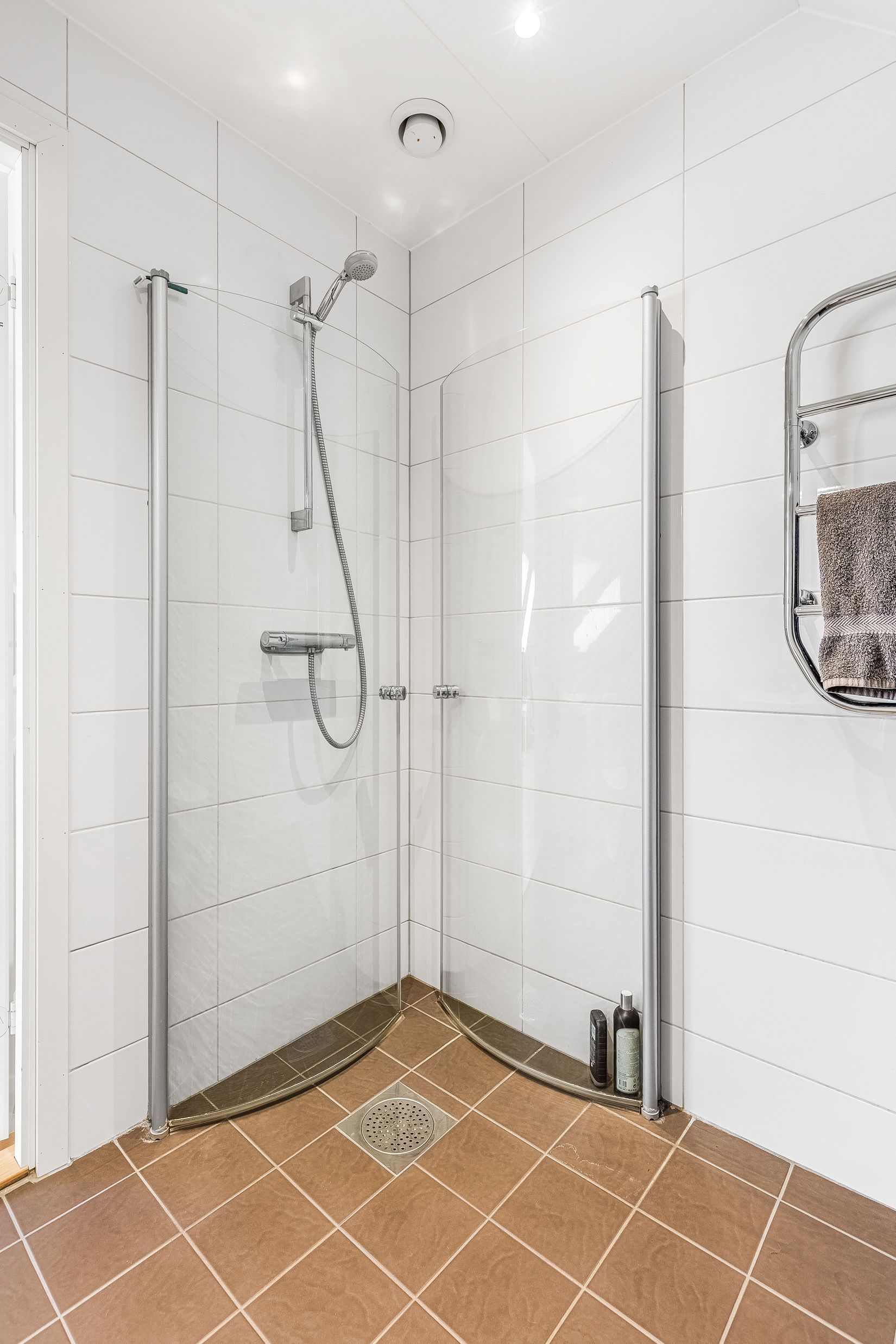 Villa, Ormbunksvägen 37, Enhammarshöjden, Strängnäs