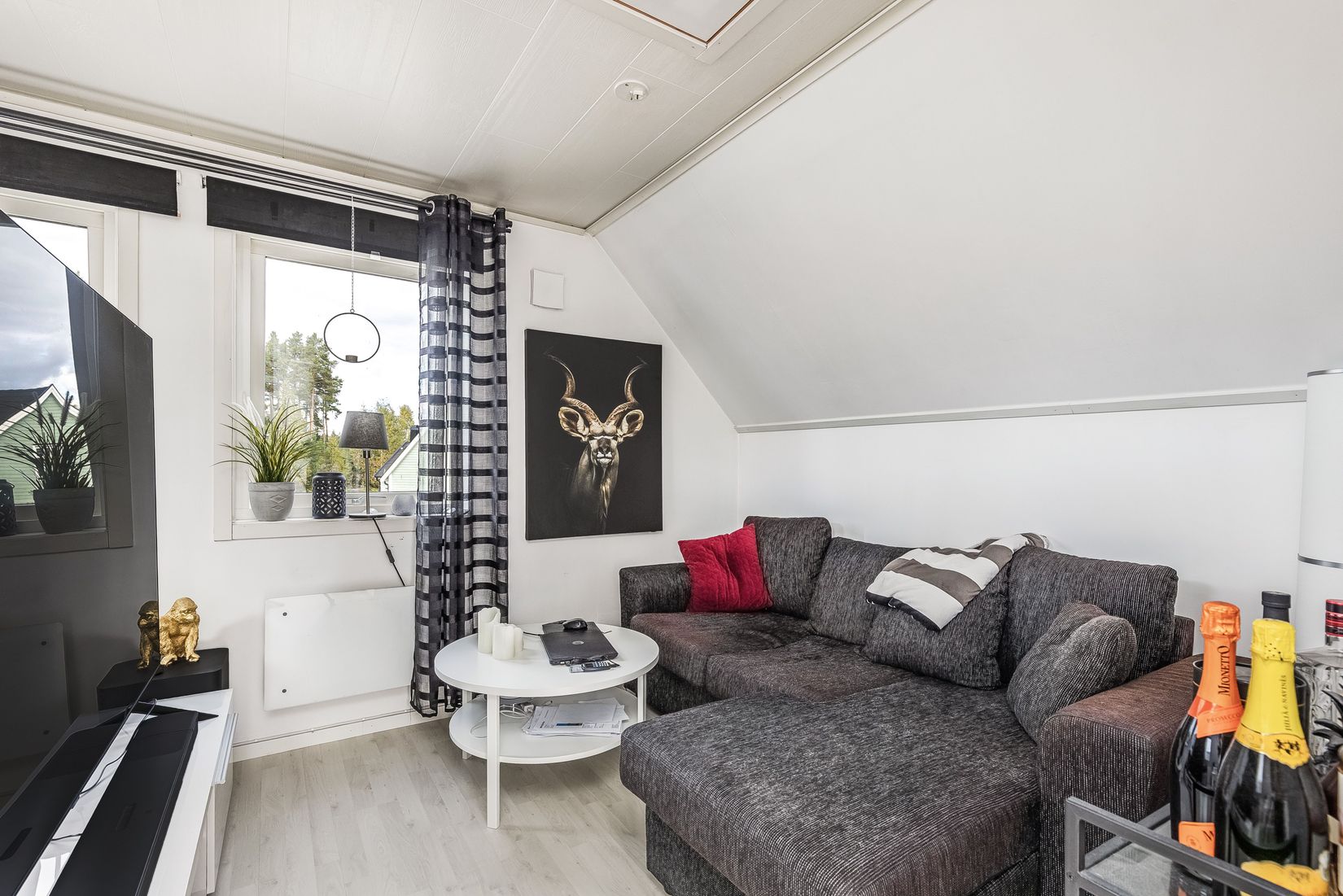 Villa, Ormbunksvägen 37, Enhammarshöjden, Strängnäs