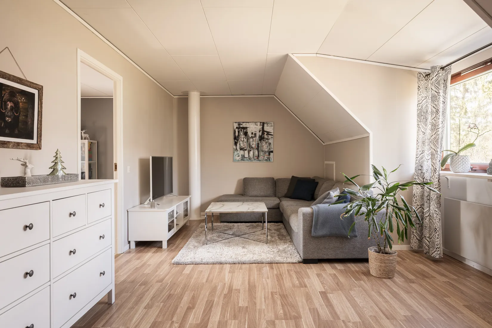 Villa, Radhus, Tolvmansvägen 30, Brunflo, Östersund