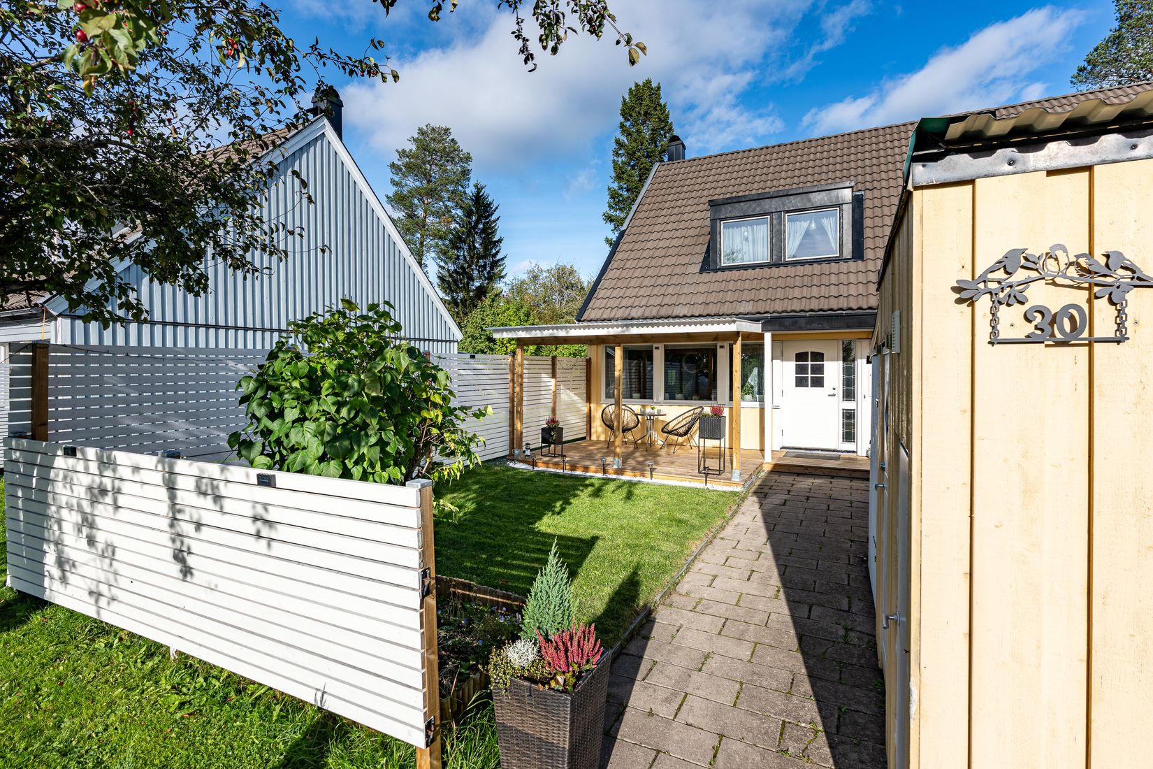 Villa, Radhus, Tolvmansvägen 30, Brunflo, Östersund