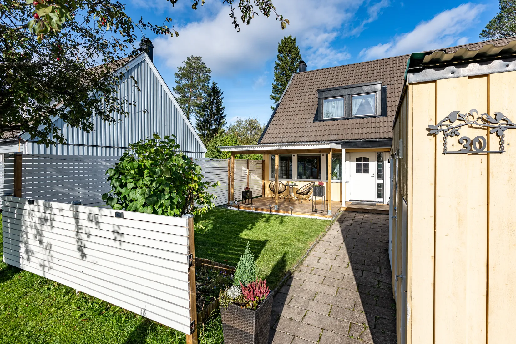 Villa, Radhus, Tolvmansvägen 30, Brunflo, Östersund
