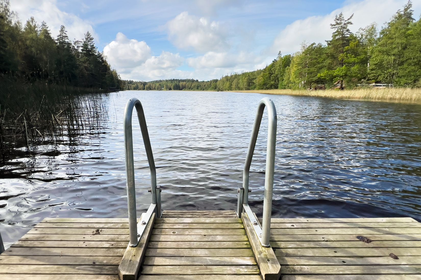 Tomt, Grävlingsstigen 11, Huddinge