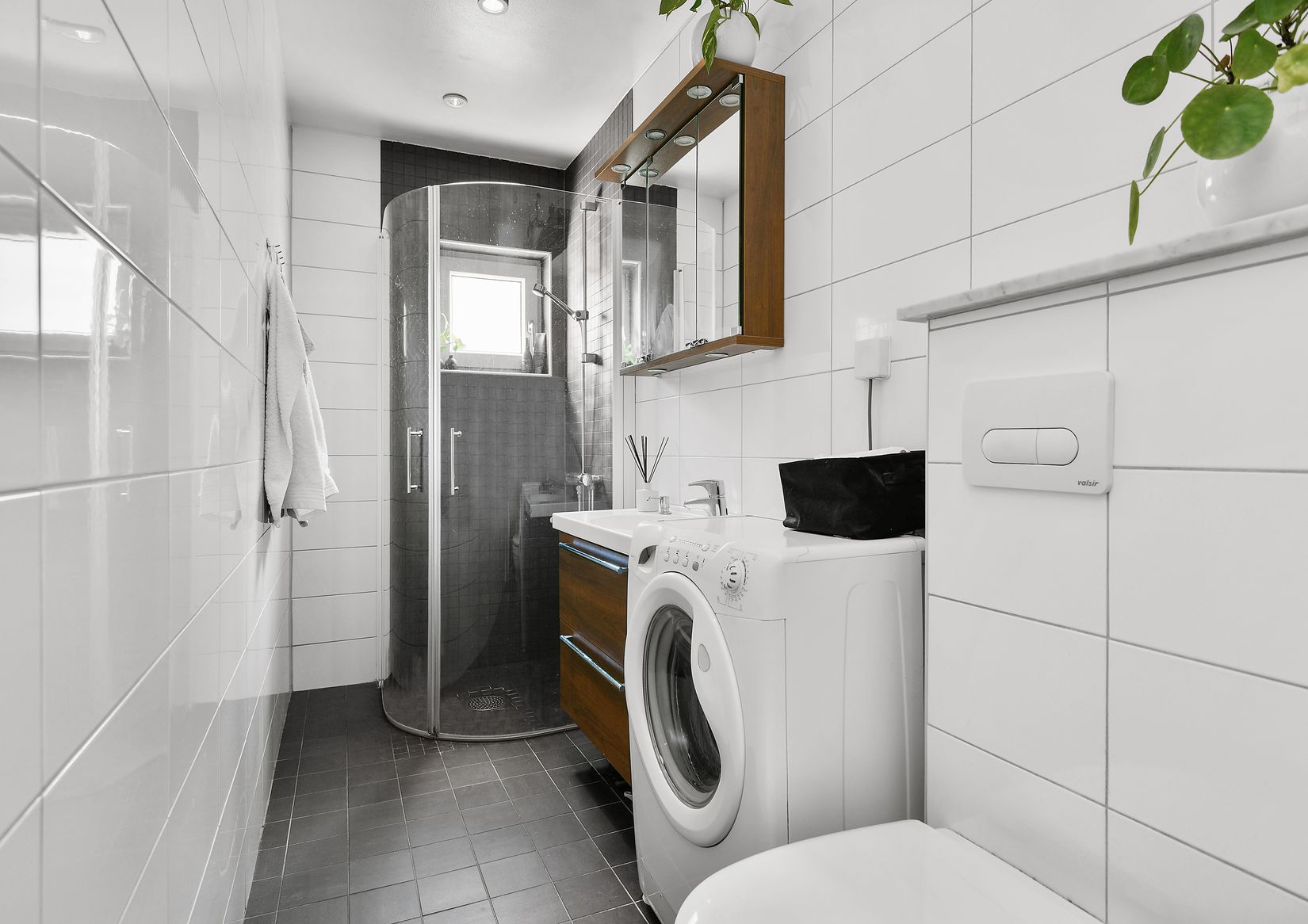 Bostadsrätt, Herrgårdsvägen 97, Centralt, Upplands Väsby