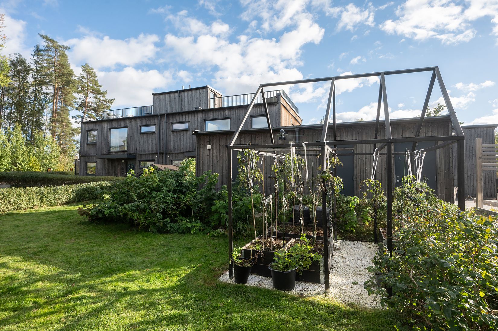 Radhus, Skogskärrsvägen 5H, Högmora, Huddinge