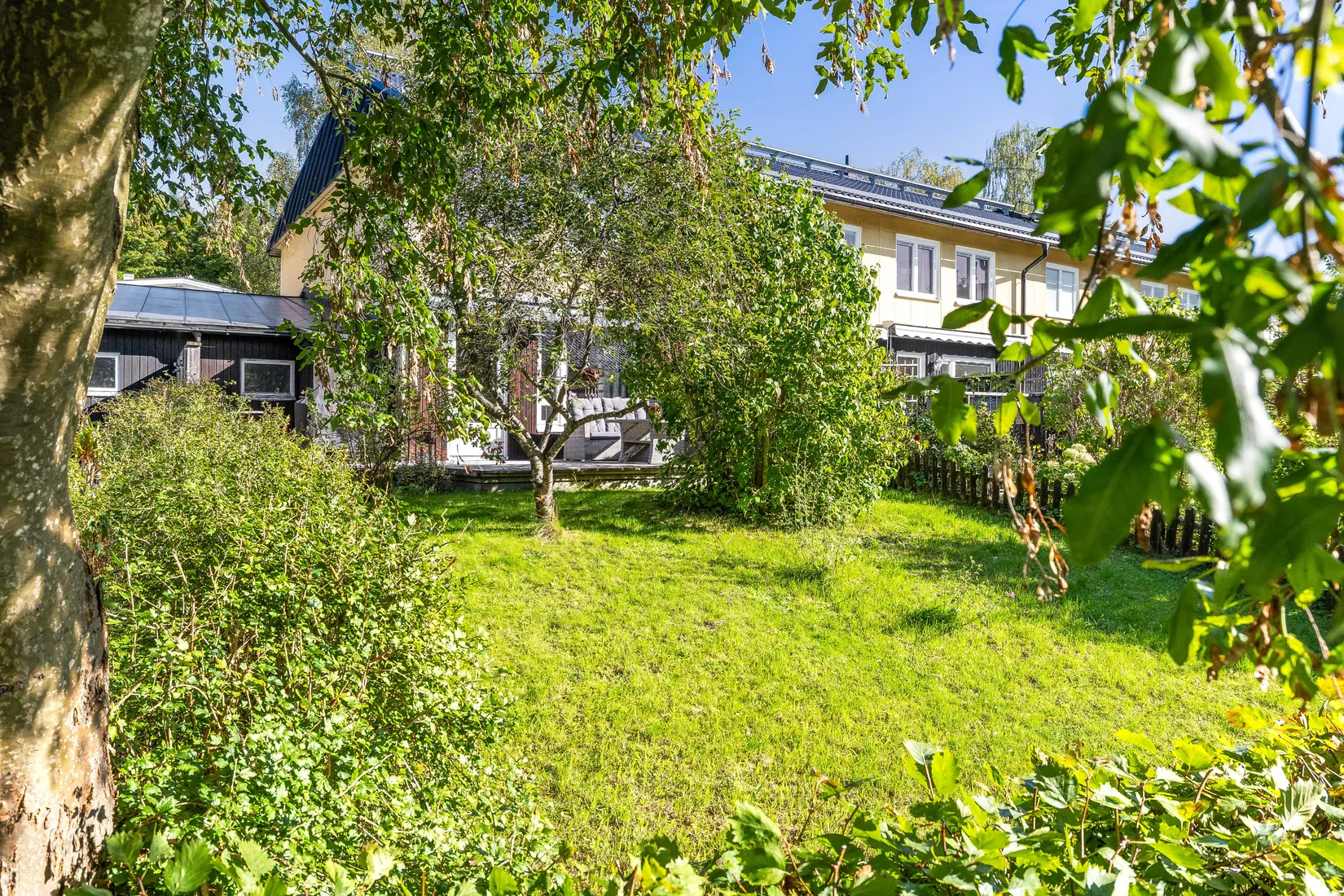 Bostadsrätt, Radhus, Sörgårdsvägen 123, Åkersberga Centralt, Österåker