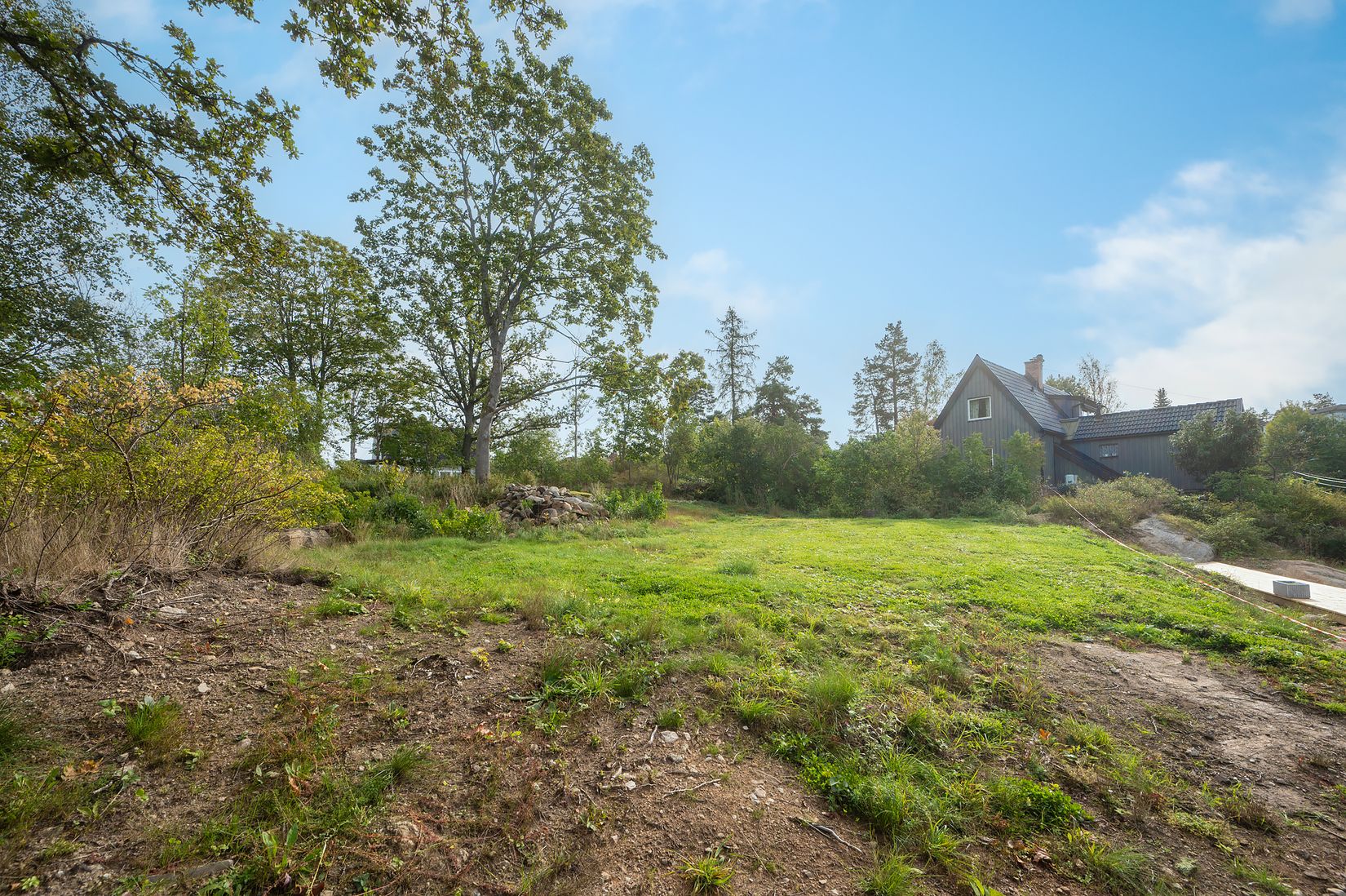 Tomt, Älgskyttevägen 5A, Stuvsta, Huddinge