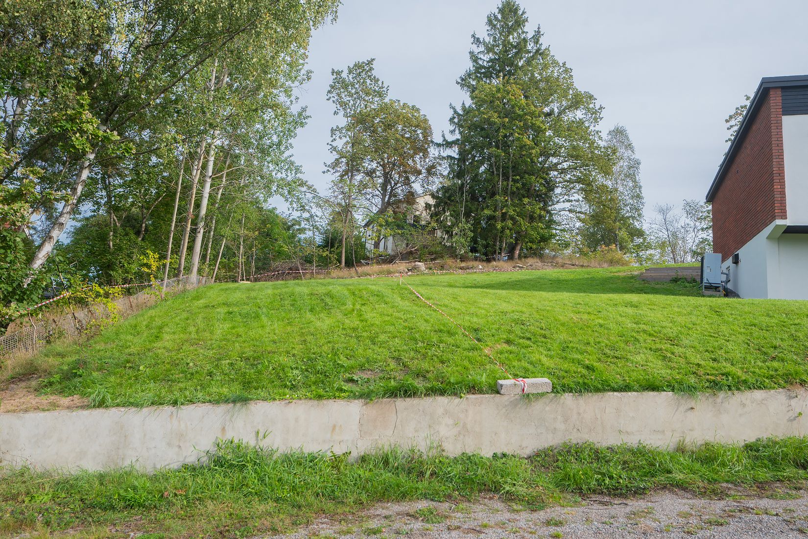 Tomt, Älgskyttevägen 5A, Stuvsta, Huddinge