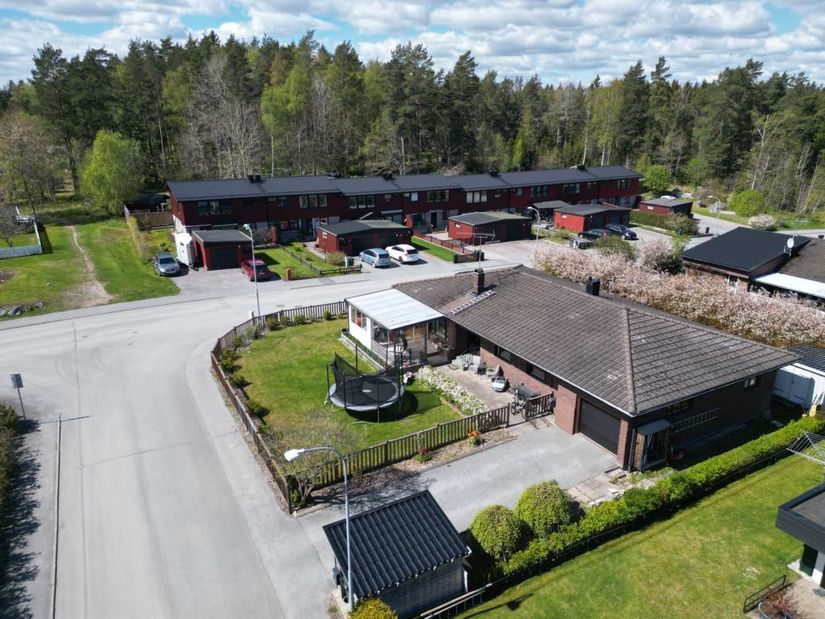 Villa, Harvvägen 1, Rimbo, Norrtälje