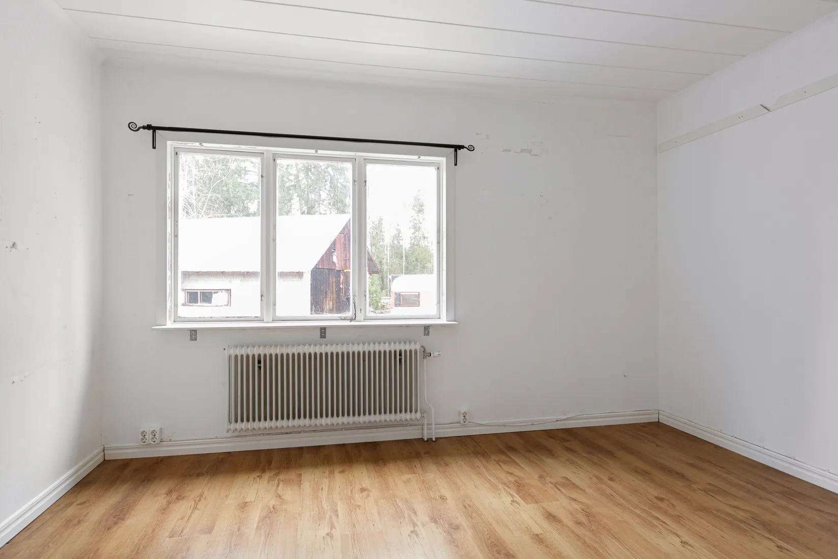 Gård/Skog, Gavelstigen 100, Sandviken