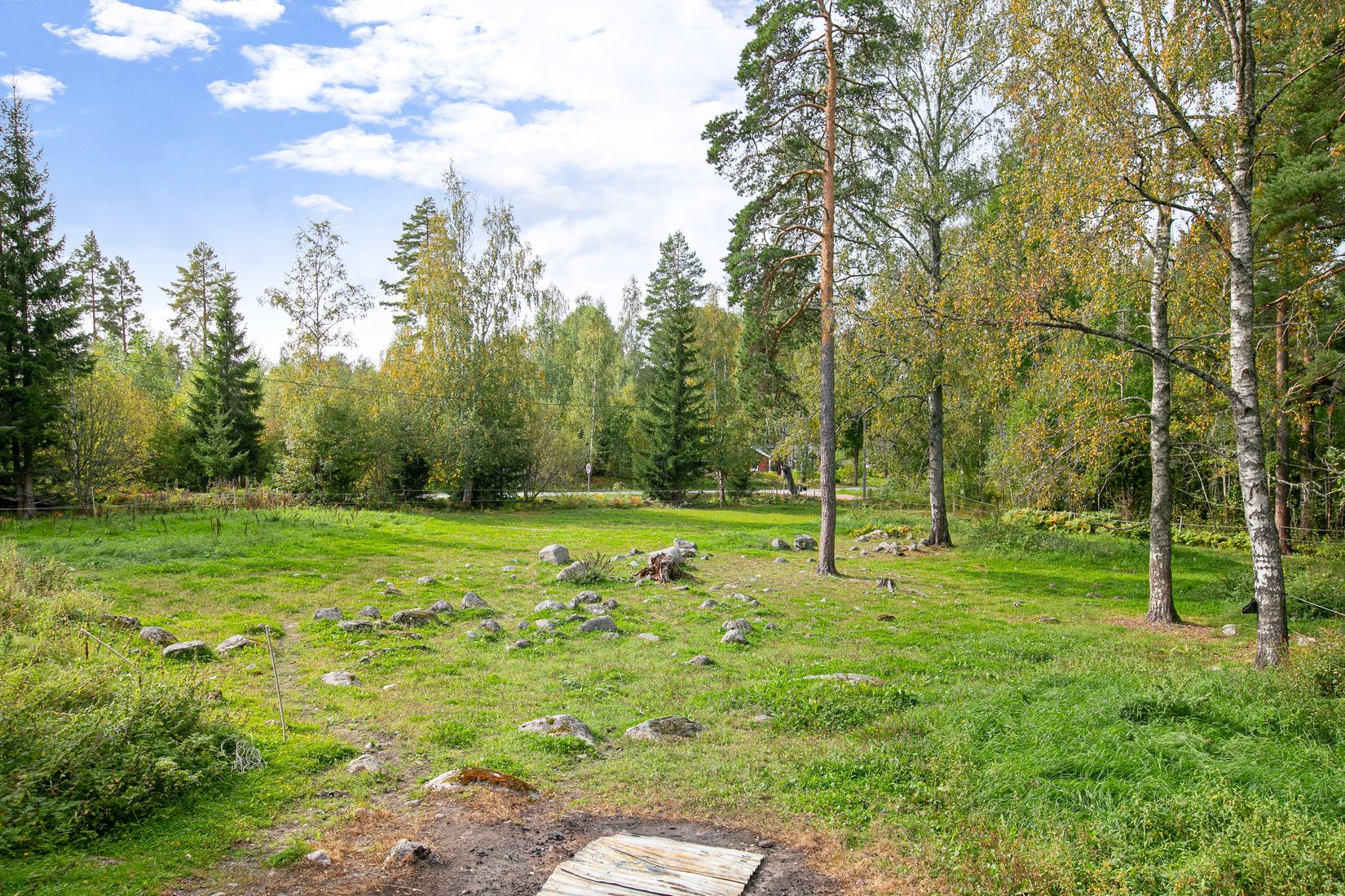 Gård/Skog, Gavelstigen 100, Sandviken