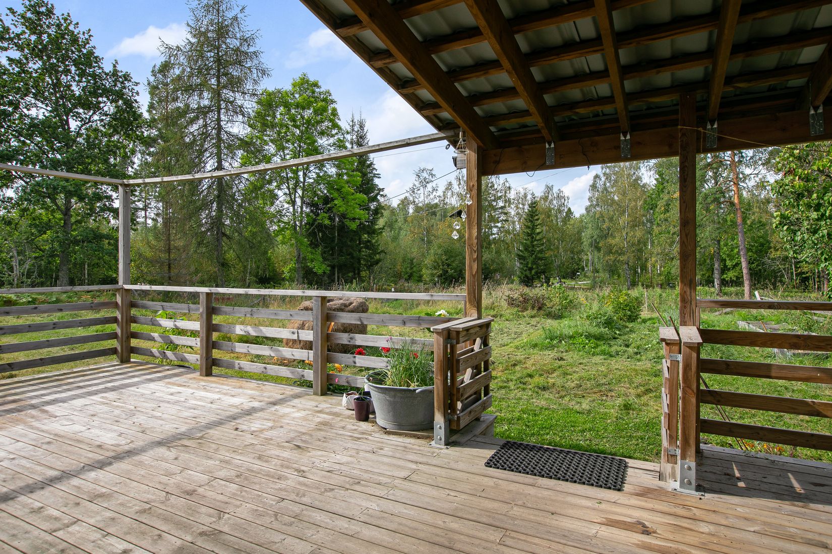 Gård/Skog, Gavelstigen 100, Sandviken