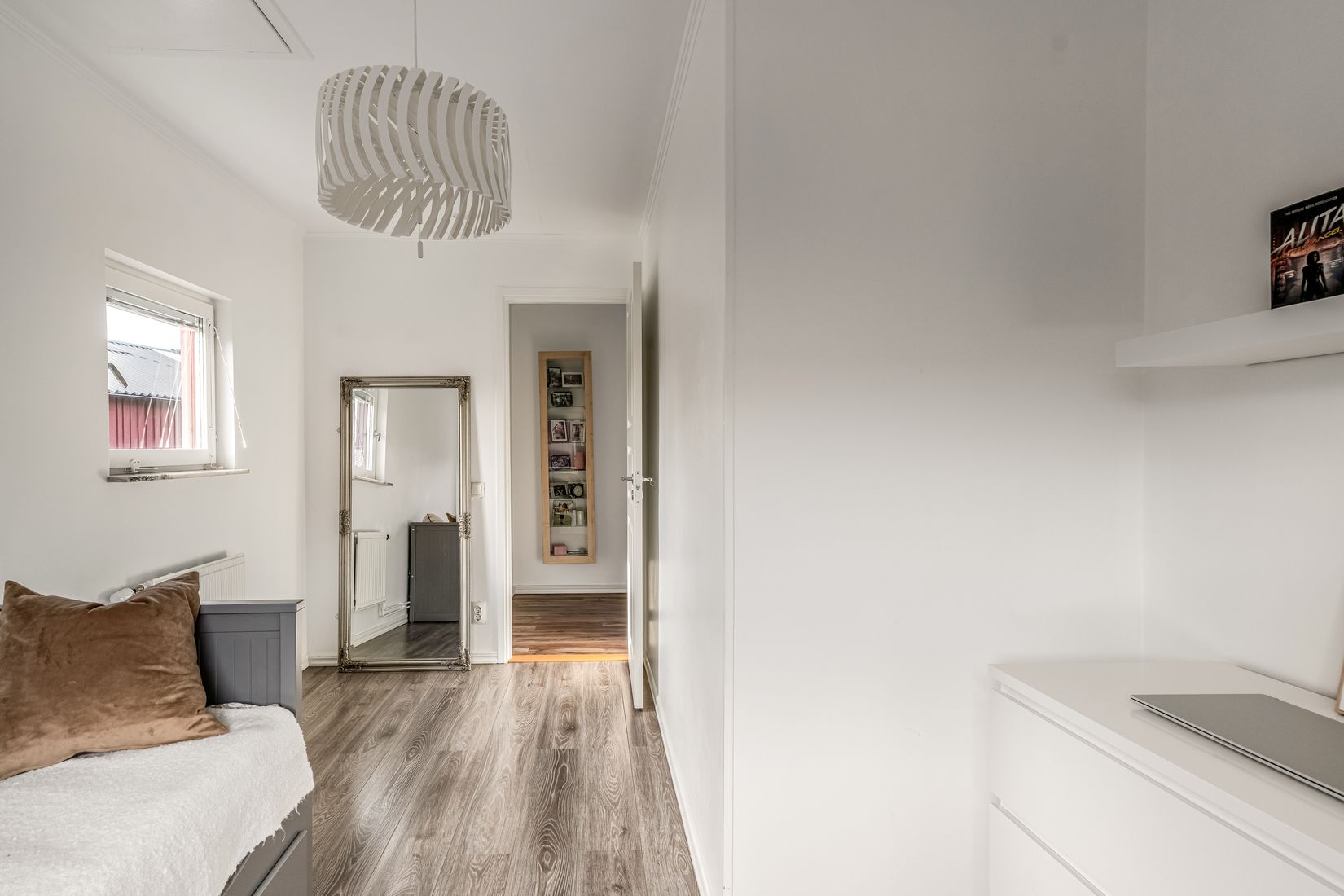 Bostadsrätt, Radhus, Myrstuguvägen 95, Myrstuguberget, Huddinge