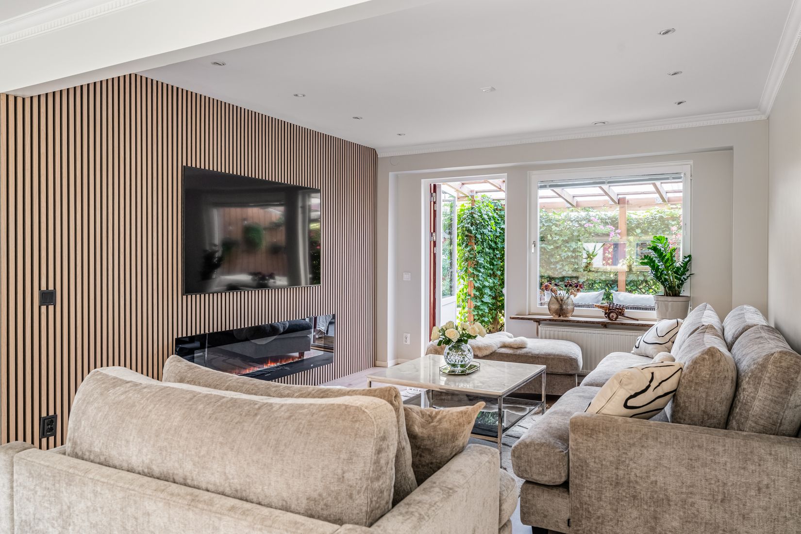 Bostadsrätt, Radhus, Myrstuguvägen 95, Myrstuguberget, Huddinge