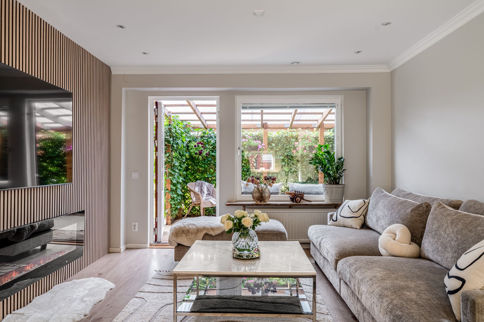 Bostadsrätt, Radhus, Myrstuguvägen 95, Myrstuguberget, Huddinge