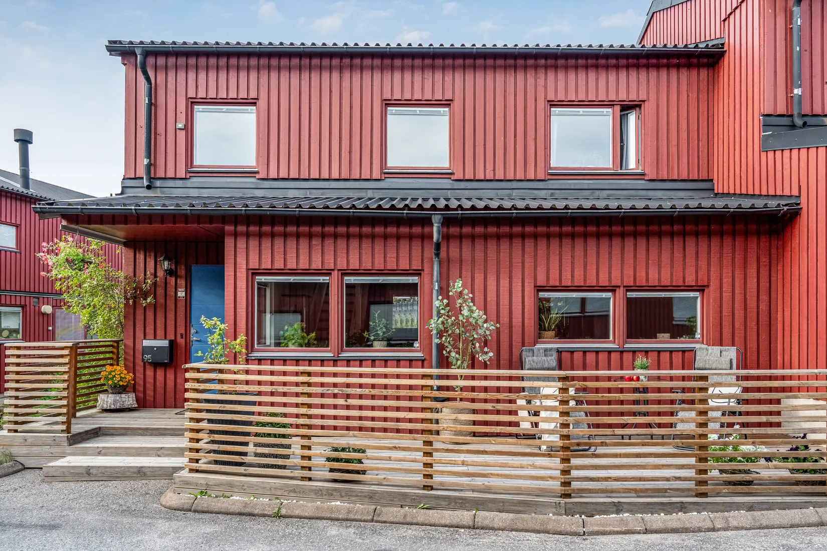 Radhus, Myrstuguvägen 95, Myrstuguberget, Huddinge
