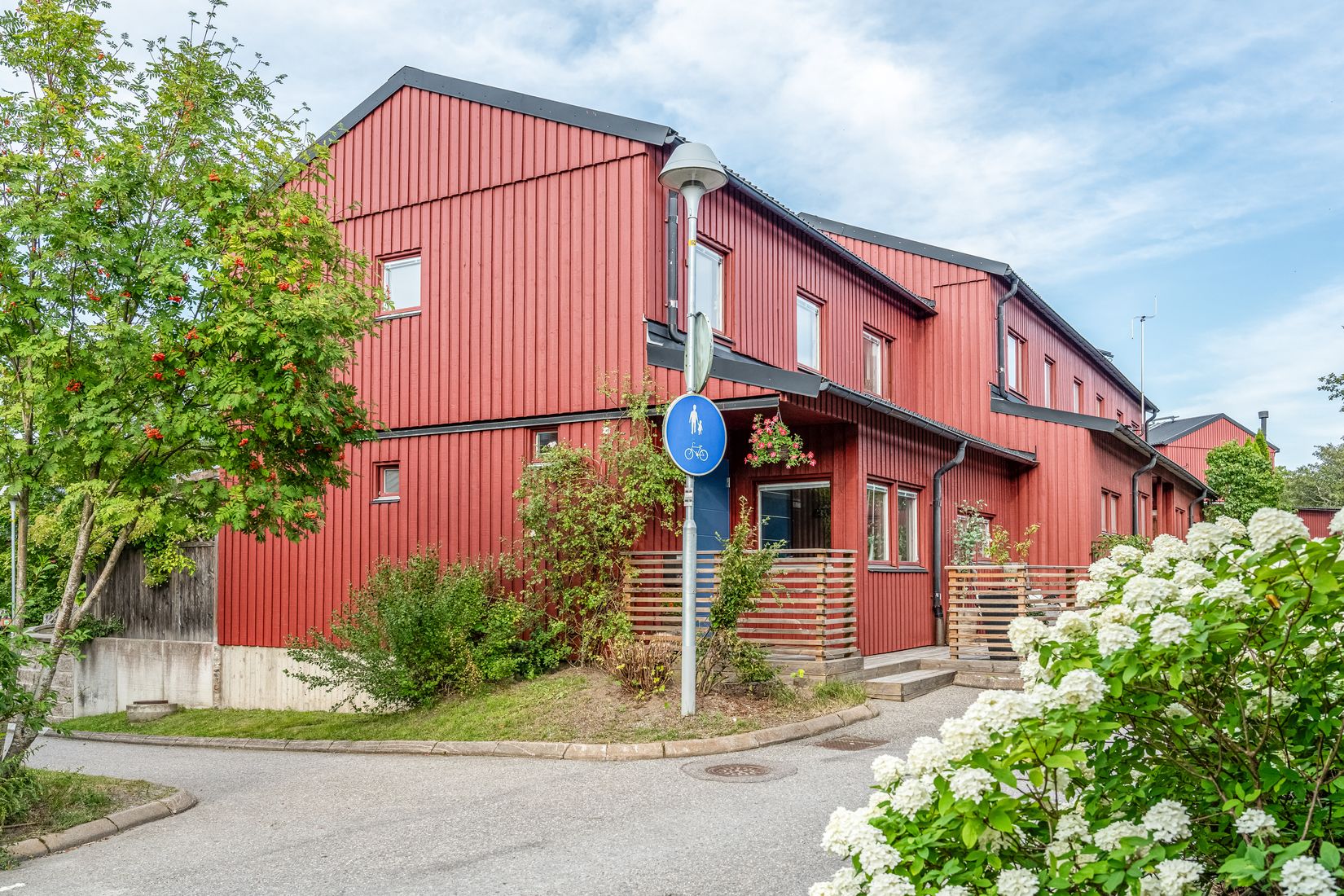 Bostadsrätt, Radhus, Myrstuguvägen 95, Myrstuguberget, Huddinge